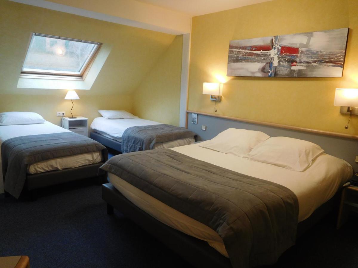 Au Relais De L'Oust Hotel Lanouée Екстериор снимка