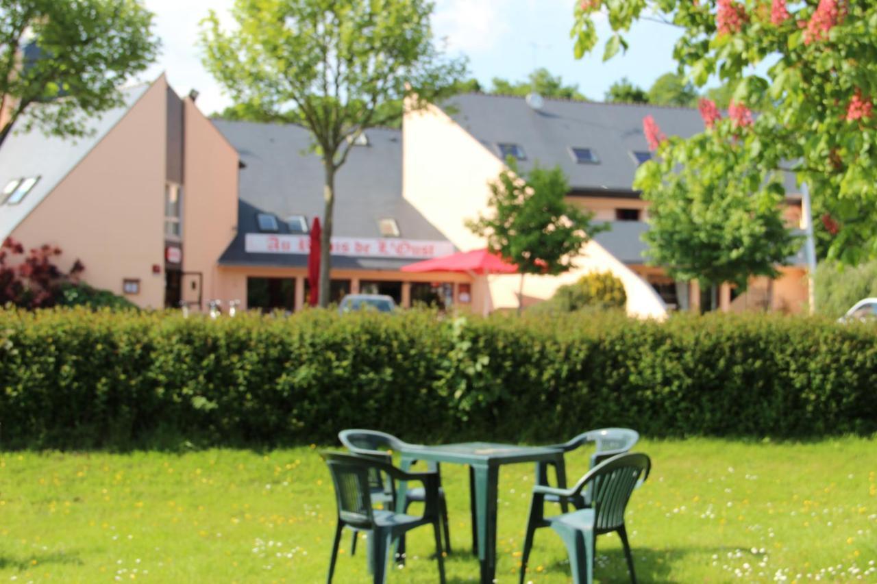 Au Relais De L'Oust Hotel Lanouée Екстериор снимка